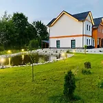 アパート Wonder - Halo Karkonosze Z Ogrodem, Sezonowym Basenem, Placem Zabaw I Widokiem Na Sniezke - Zlokalizowane Blisko Karpacza *