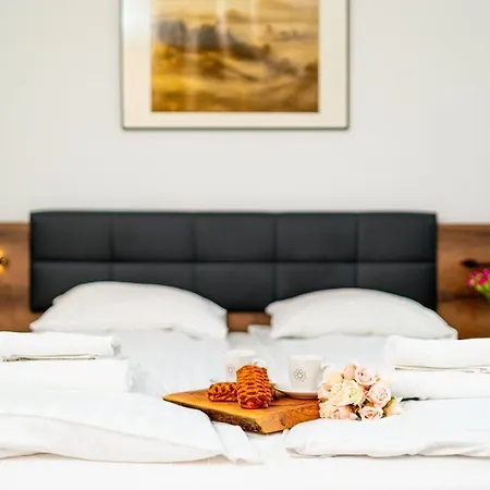 Lejlighed Wonder - Halo Karkonosze Z Ogrodem, Sezonowym Basenem, Placem Zabaw I Widokiem Na Sniezke - Zlokalizowane Blisko Karpacza *