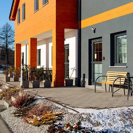 Wonder - Halo Karkonosze Z Ogrodem, Sezonowym Basenem, Placem Zabaw I Widokiem Na śnieżkę - Zlokalizowane Blisko Karpacza Apartament Mysłakowice
